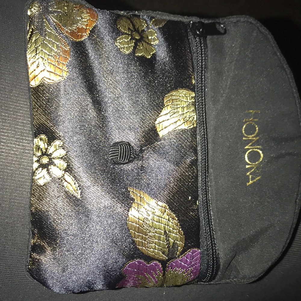Honora pearls